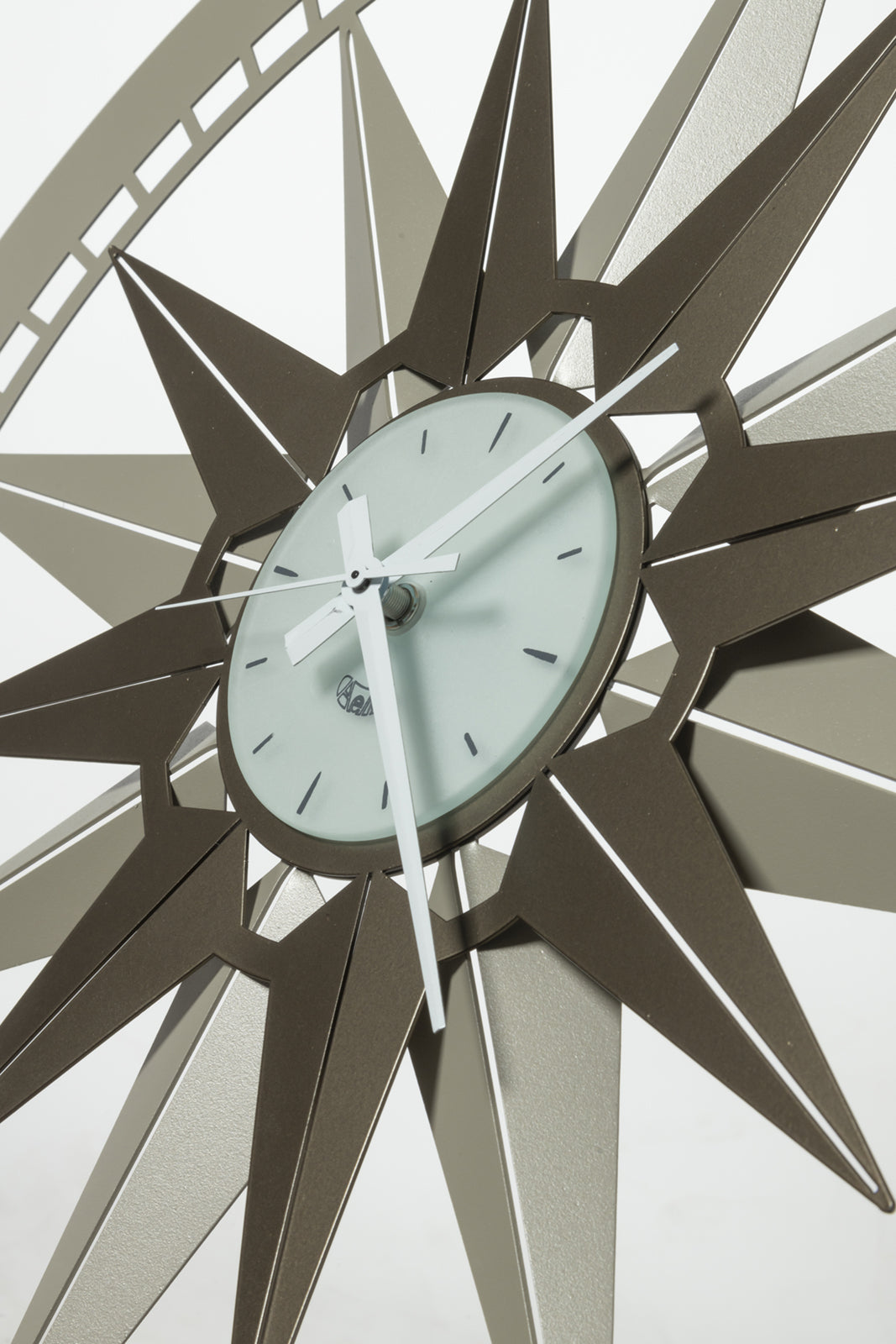 Horloge murale boussole – Grand modèle