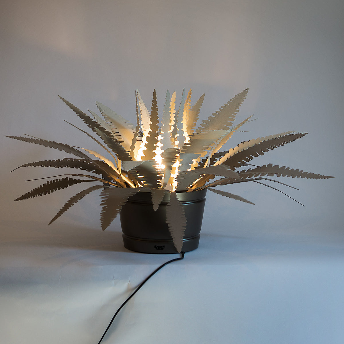 Felce large floor lamp