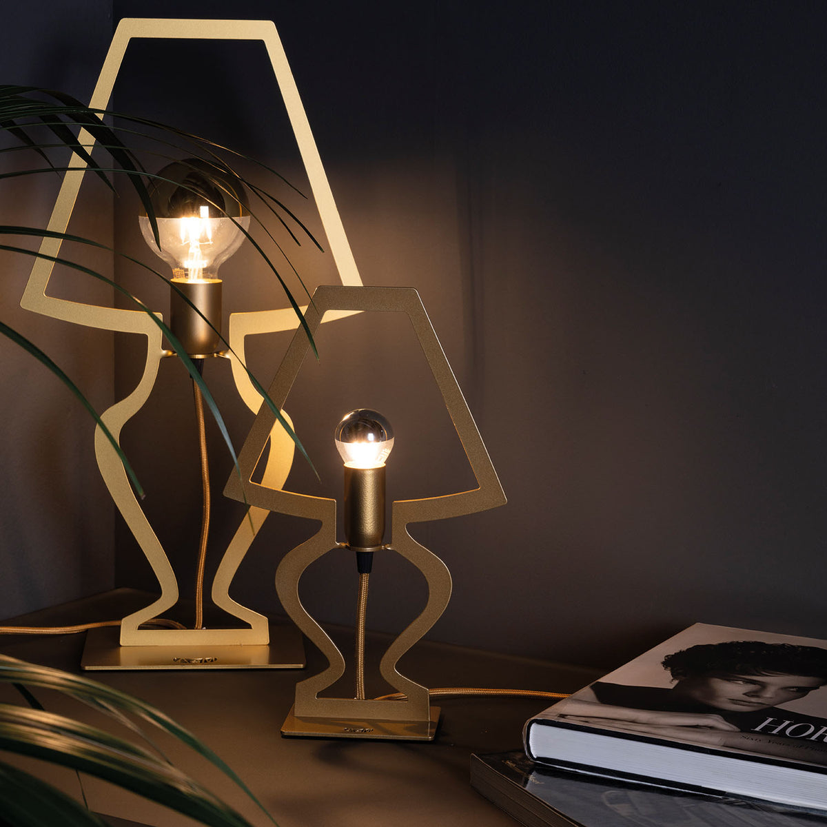 Lampada da tavolo design Silhouette piccola