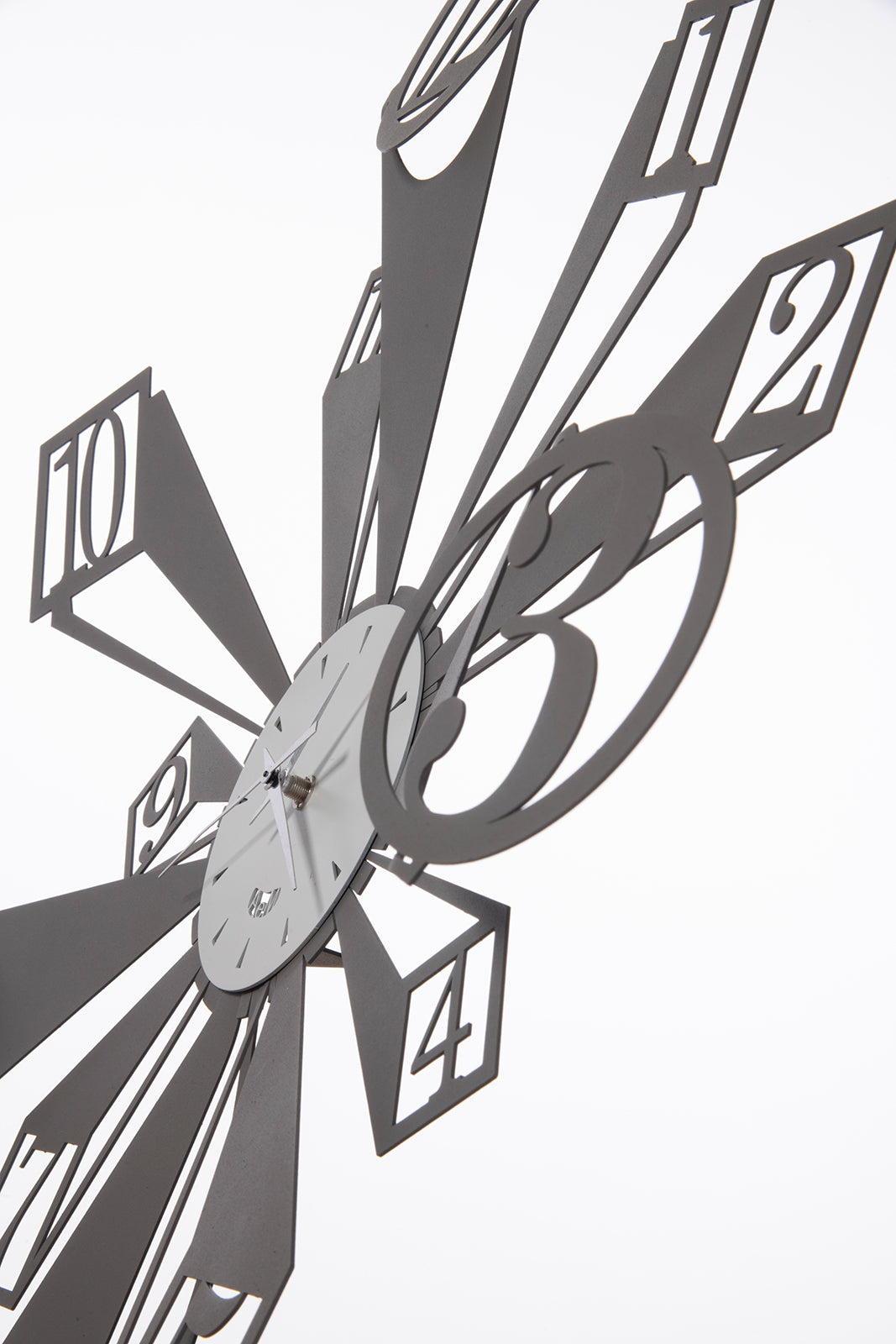 Horloge murale design originale Slang – Boue et ivoire