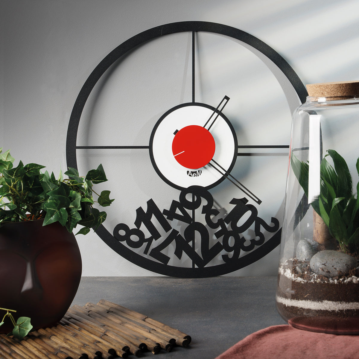 Horloge murale design Mixer – Chiffres déstructurés