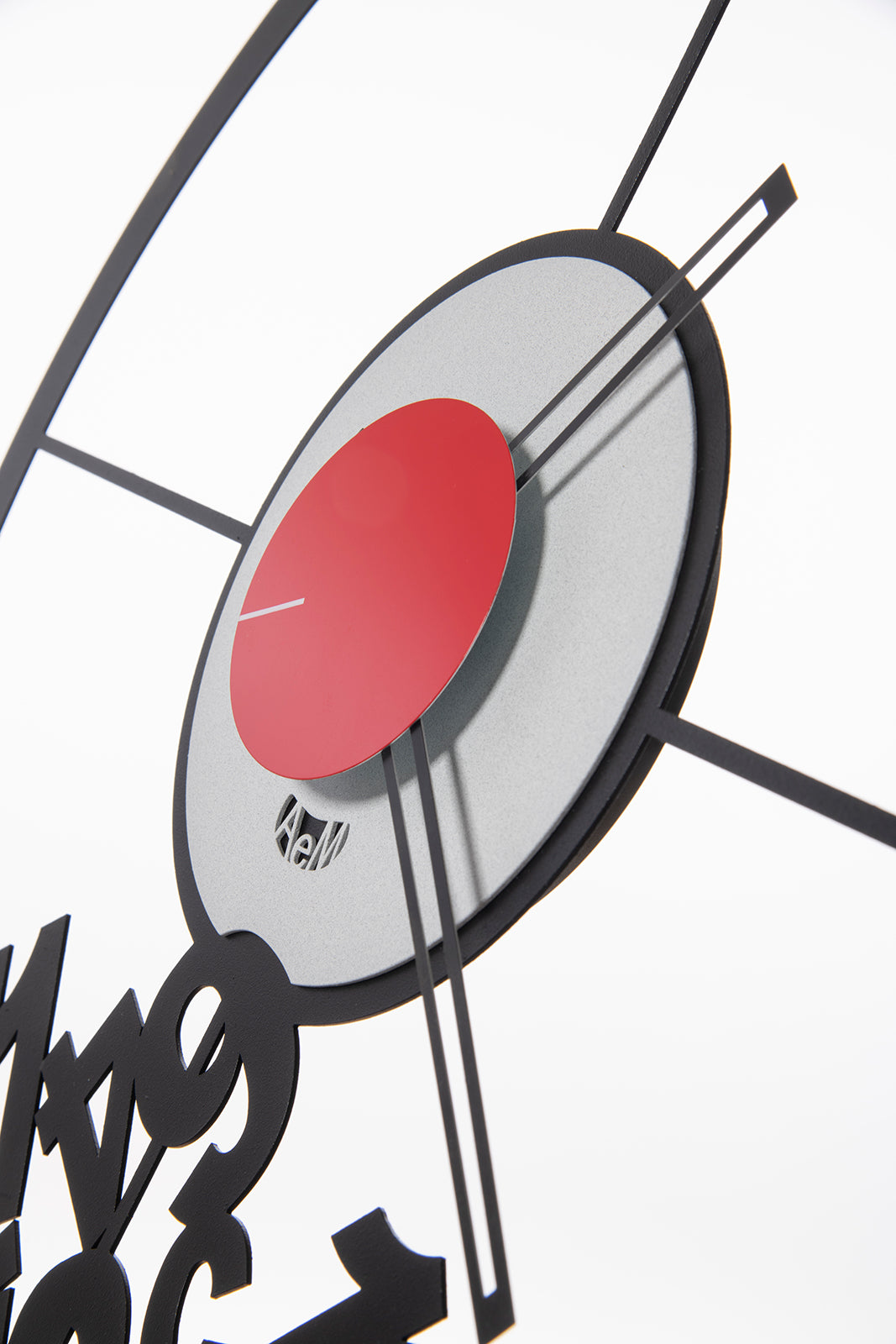 Horloge murale design Mixer – Chiffres déstructurés