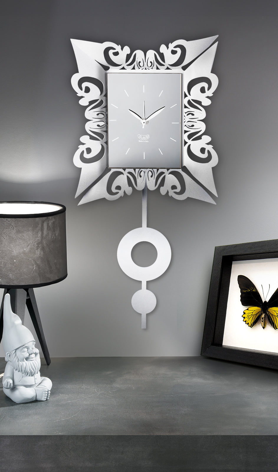 Pendule murale design Vanity en métal