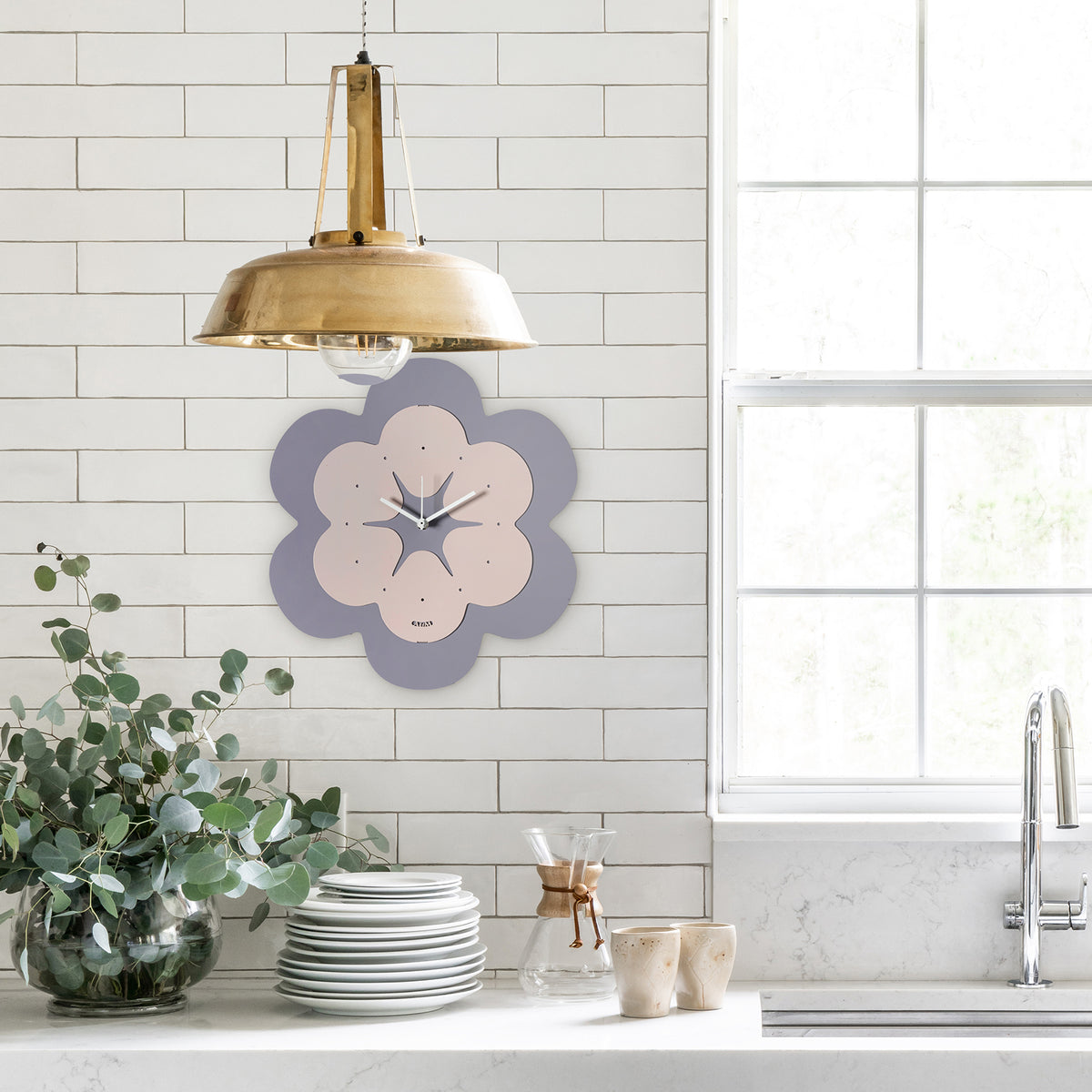 Horloge murale fleur Florindo – Design minimaliste