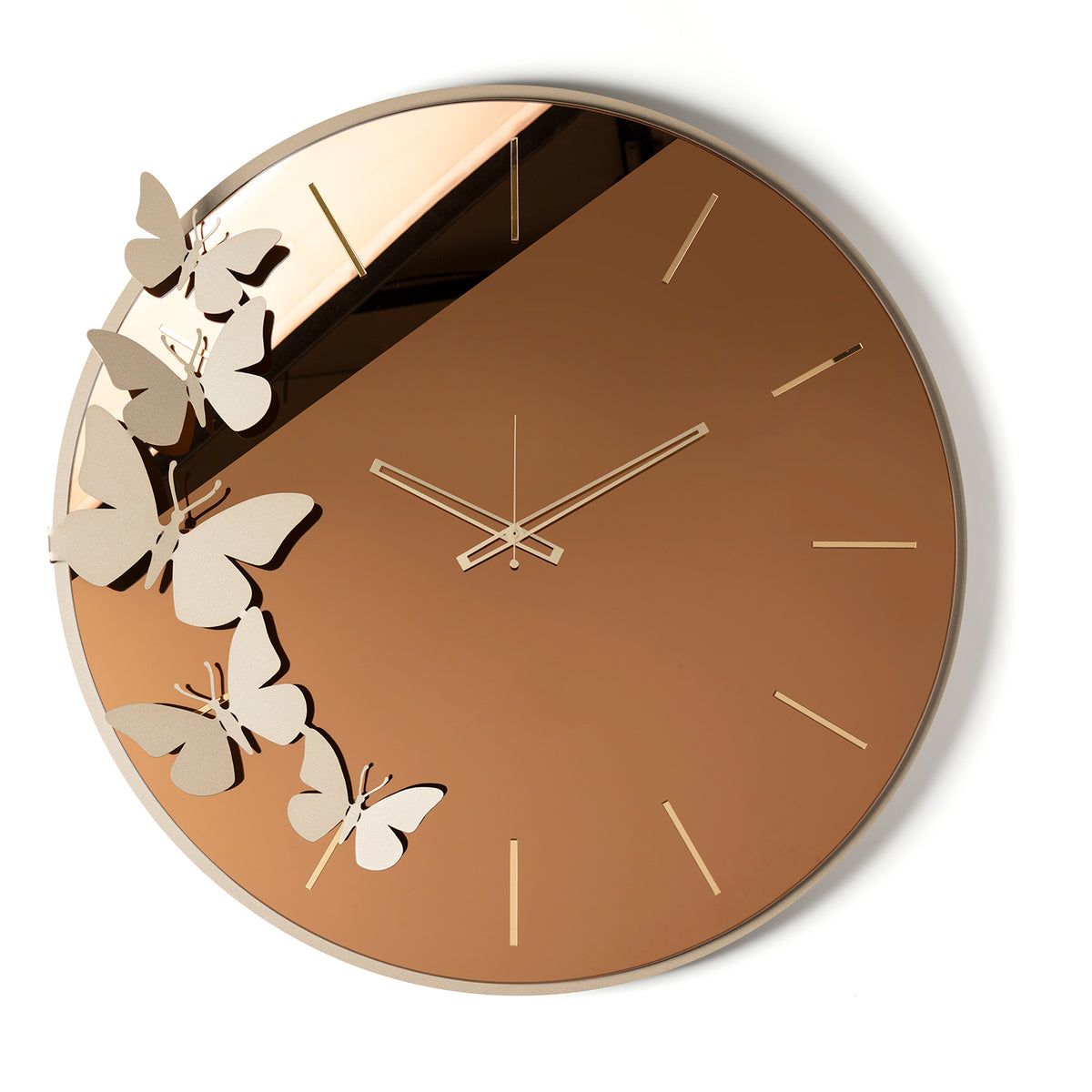 Vista frontale dell'orologio specchiato Diana di Arti&Mestieri, vetro Crystal Luxe beige/ambra