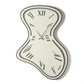 Vista frontale dell' orologio da parete design Dalí con effetto tempo che scorre, fango/avorio.