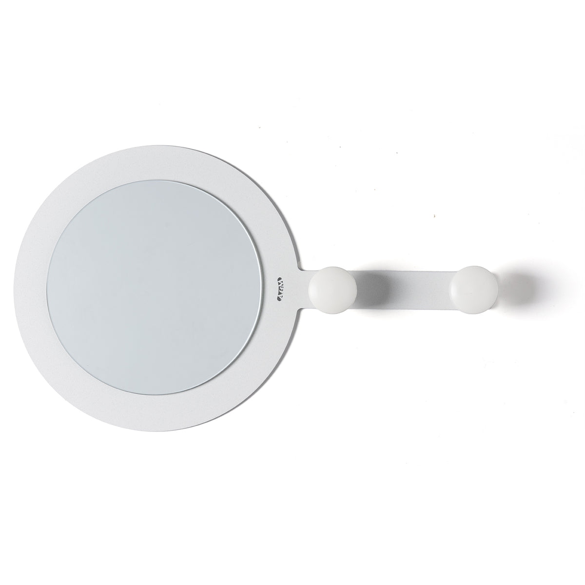 Specchio d'ingresso con due pomelli appendiabiti Riflesso & Appeso color bianco marmo