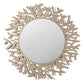 Vista frontale dello specchio circolare Coral a forma di corallo di colore beige di Arti&Mestieri.
