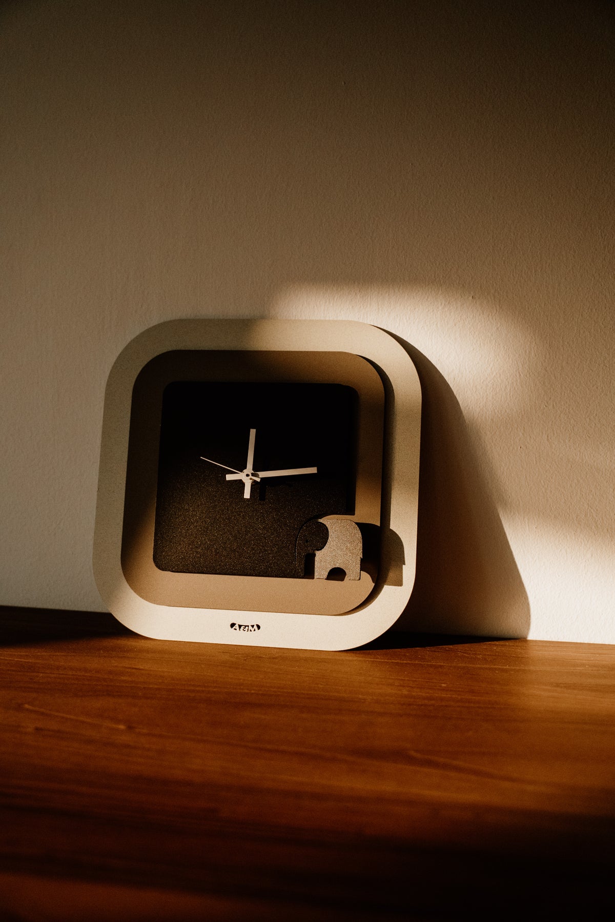 Orologio da parete moderno Tino