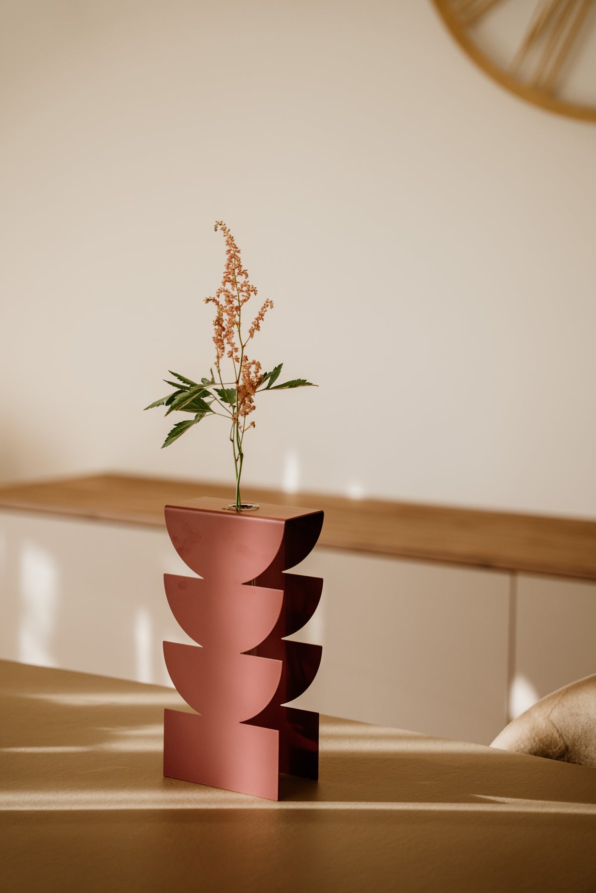Memphis decorative flower vase